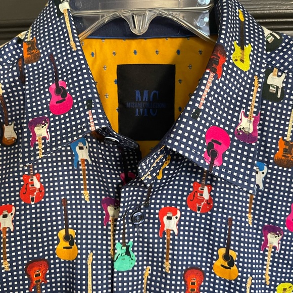 Mizumi‎ Couture Guitar Dress Shirt - Picture 4 of 12